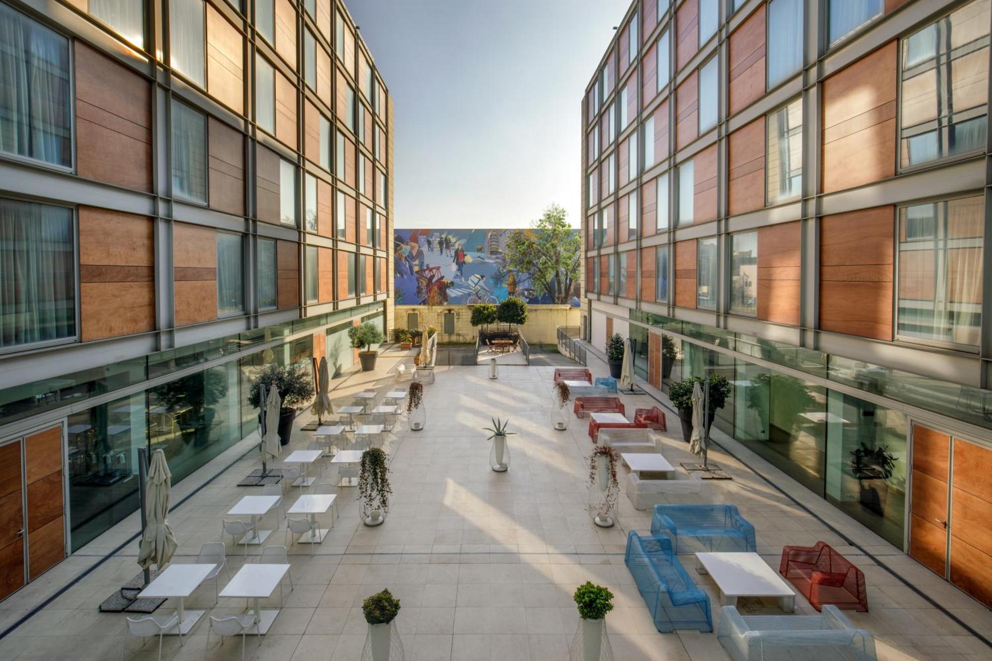 Doubletree By Hilton Milan — Photos 1